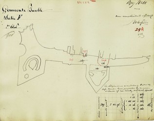 <p>Deze kadastrale schets uit 1877 toont de perceelswijziging die er in 1876 heeft plaatsgevonden. De tuin van de sociëteit werd aanzienlijk uitgebreid met een stuk van het plantsoen of <em>publieke wandeling</em>. [kadasterviewer, Hulpkaart_24_ZLE00_F]</p>
